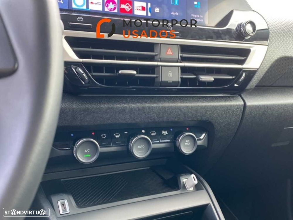 Citroën e-C4 54 kWh Max — fotografia 15