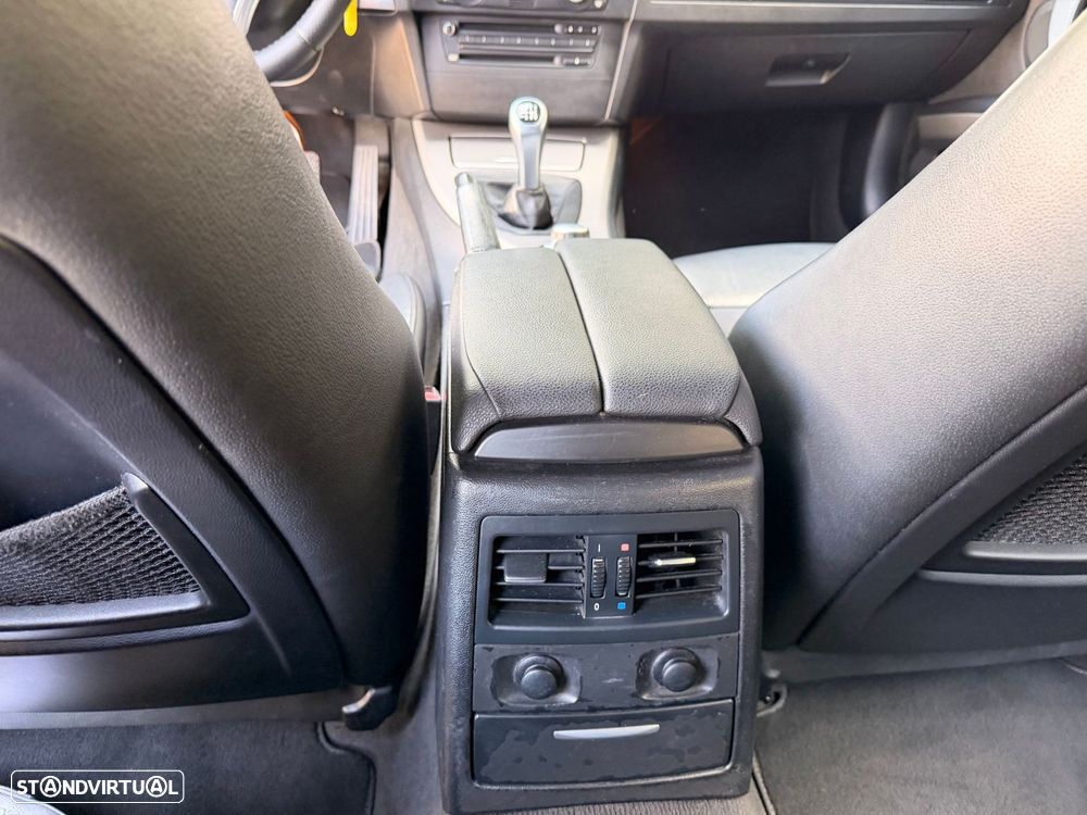 BMW 320 d DPF Edition Fleet Sport - 30