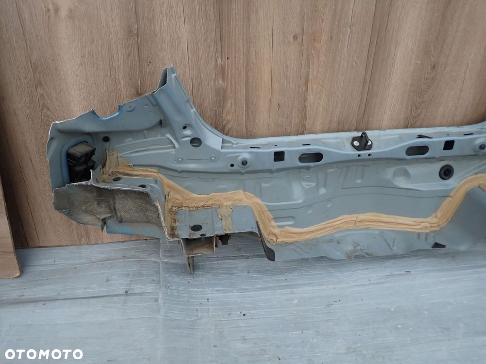 TOYOTA YARIS II 06-11 PAS TYLNY 8T1 - 5