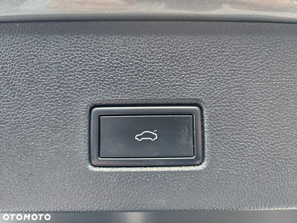 Volkswagen T-Roc 1.5 TSI ACT OPF DSG Sport - 35