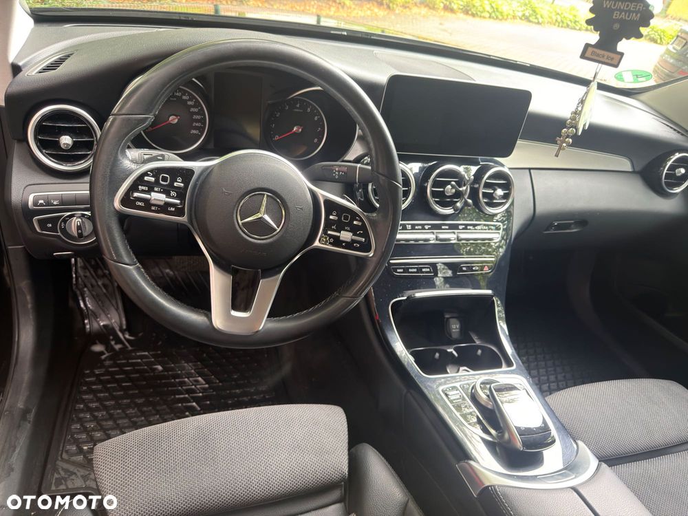 Mercedes-Benz Klasa C - 2