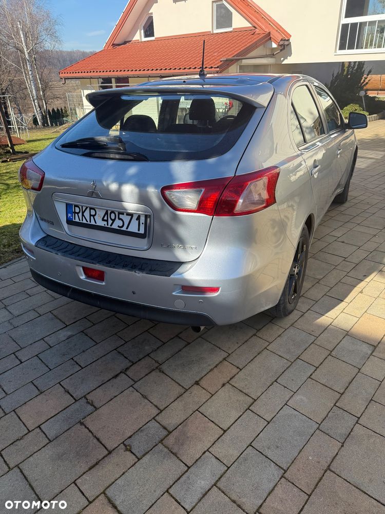 Mitsubishi Lancer 2.0 DID Intense - 2