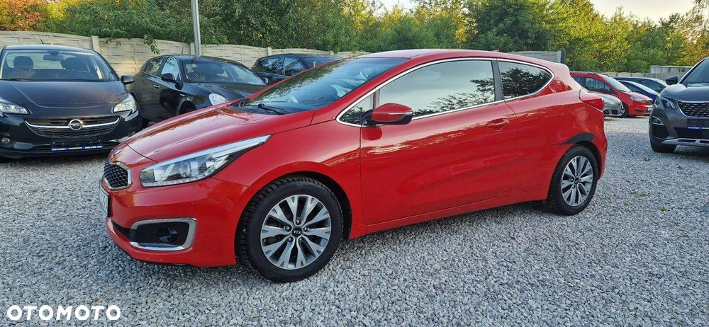 Kia ProCeed - 2