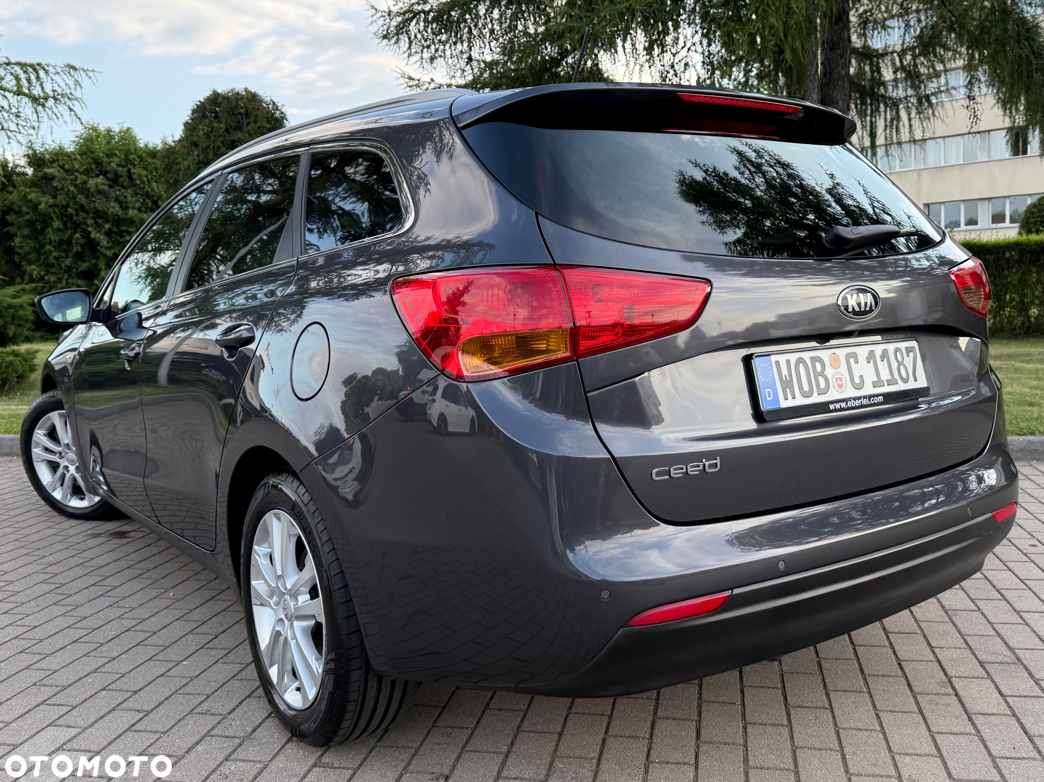 Kia Ceed 1.6 GDI Dream-Team Edition - 34