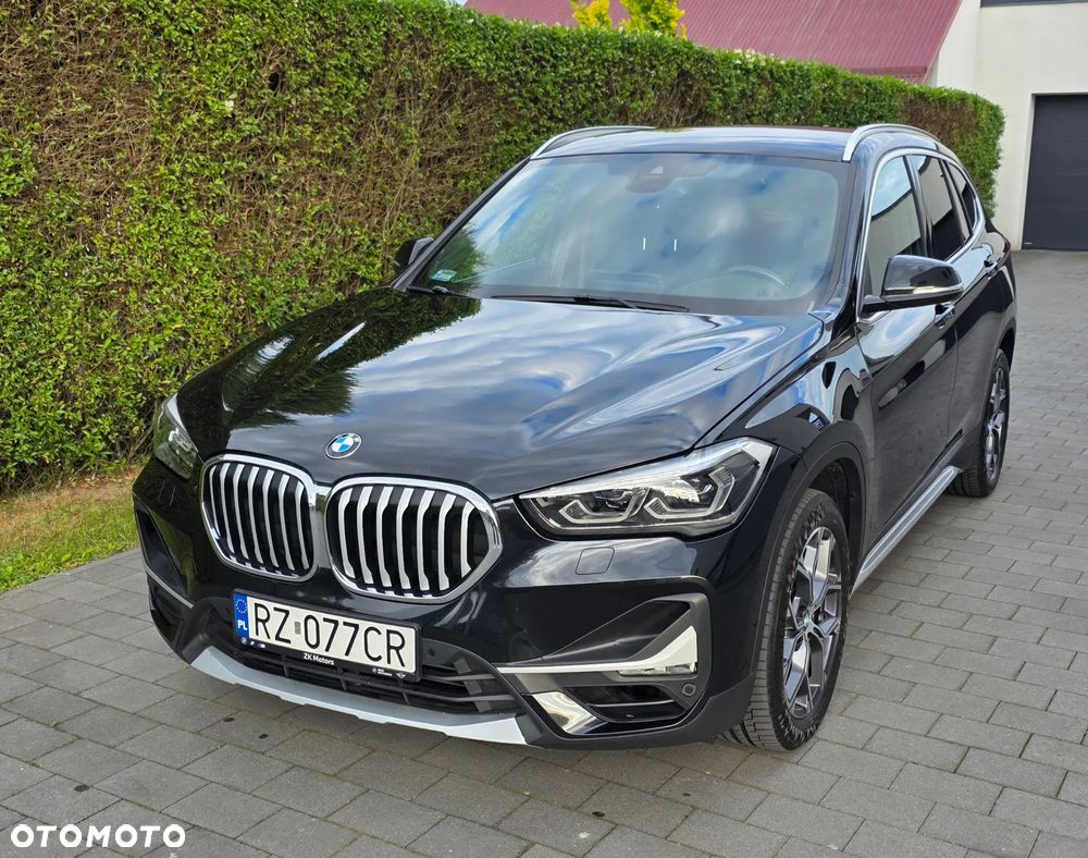 BMW X1 xDrive20i - 1