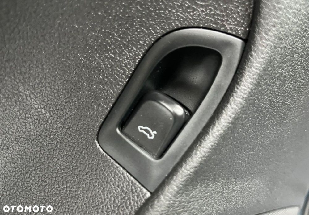 Audi A4 Limousine - 27
