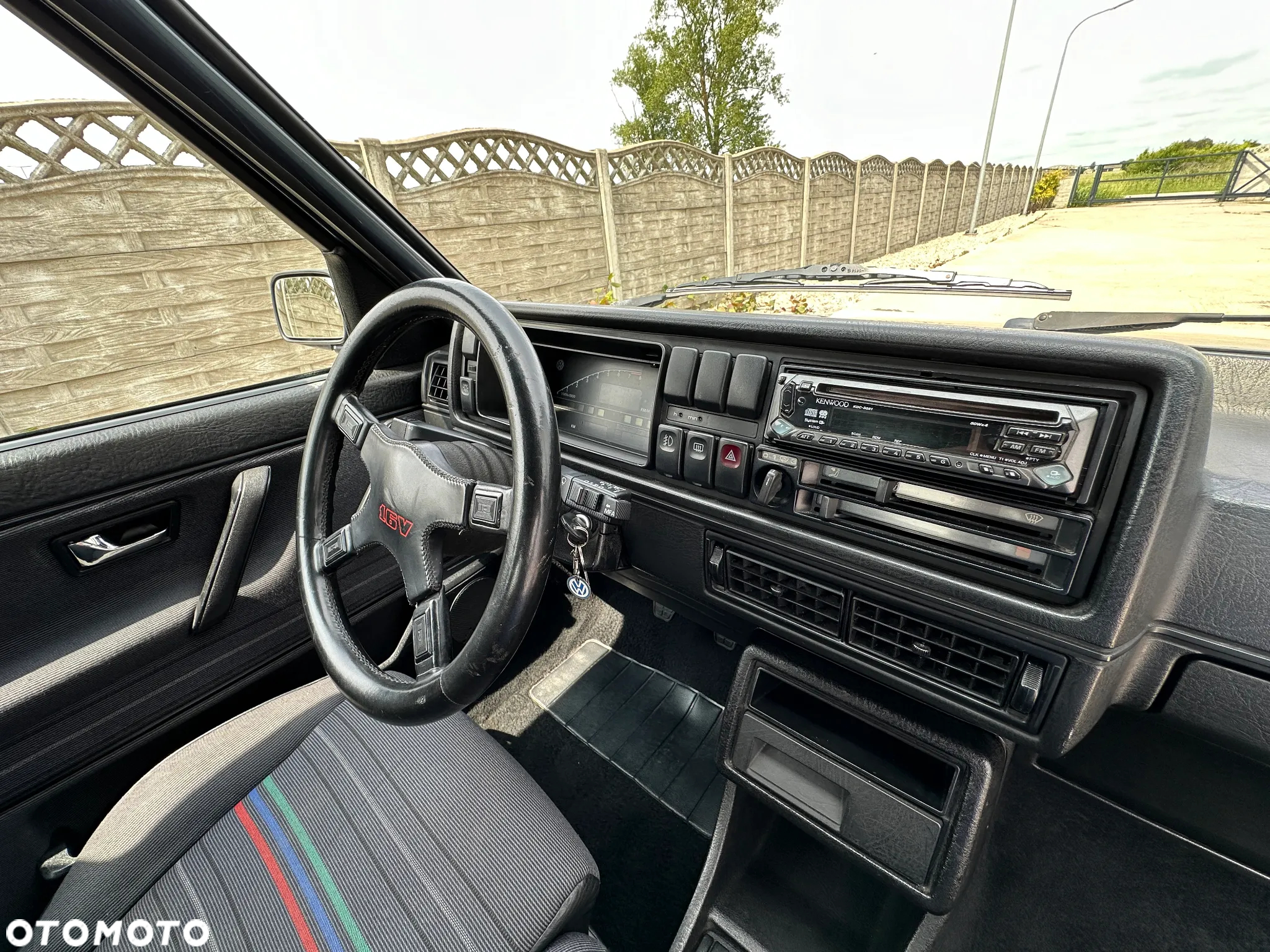 Volkswagen Golf 1.8 GTI 16V - 30