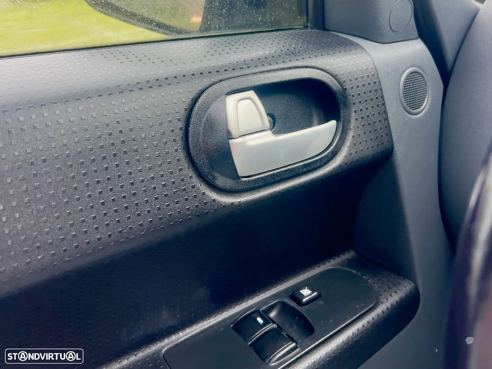 Mitsubishi Colt - 13