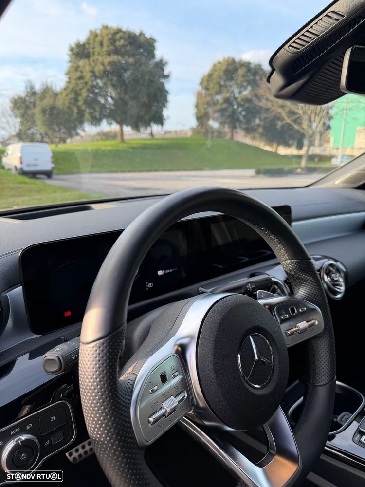 Mercedes-Benz CLA 250 e 8G-DCT AMG Line - 4