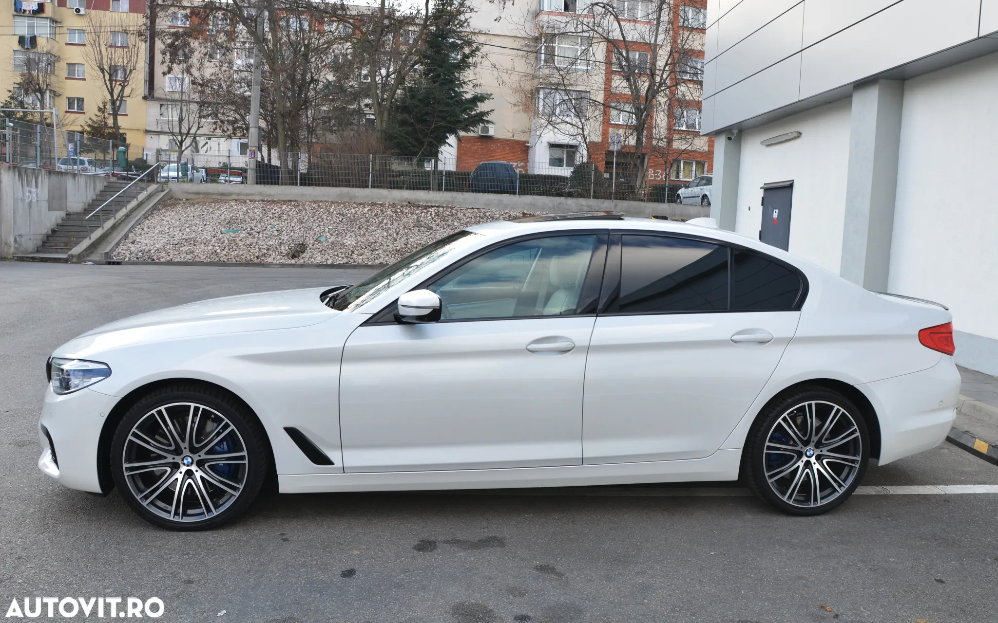 BMW Seria 5 540d xDrive AT MHEV - 21