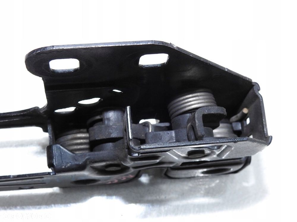 ZAMEK MASKI AUDI A6 C6 - 5