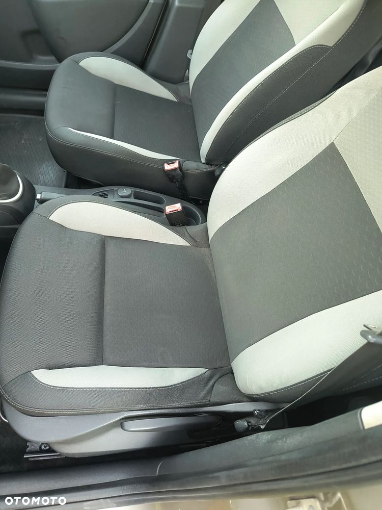 Renault Clio 1.2 16V Night&Day - 14