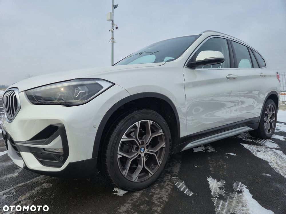 BMW X1 xDrive18d xLine - 3