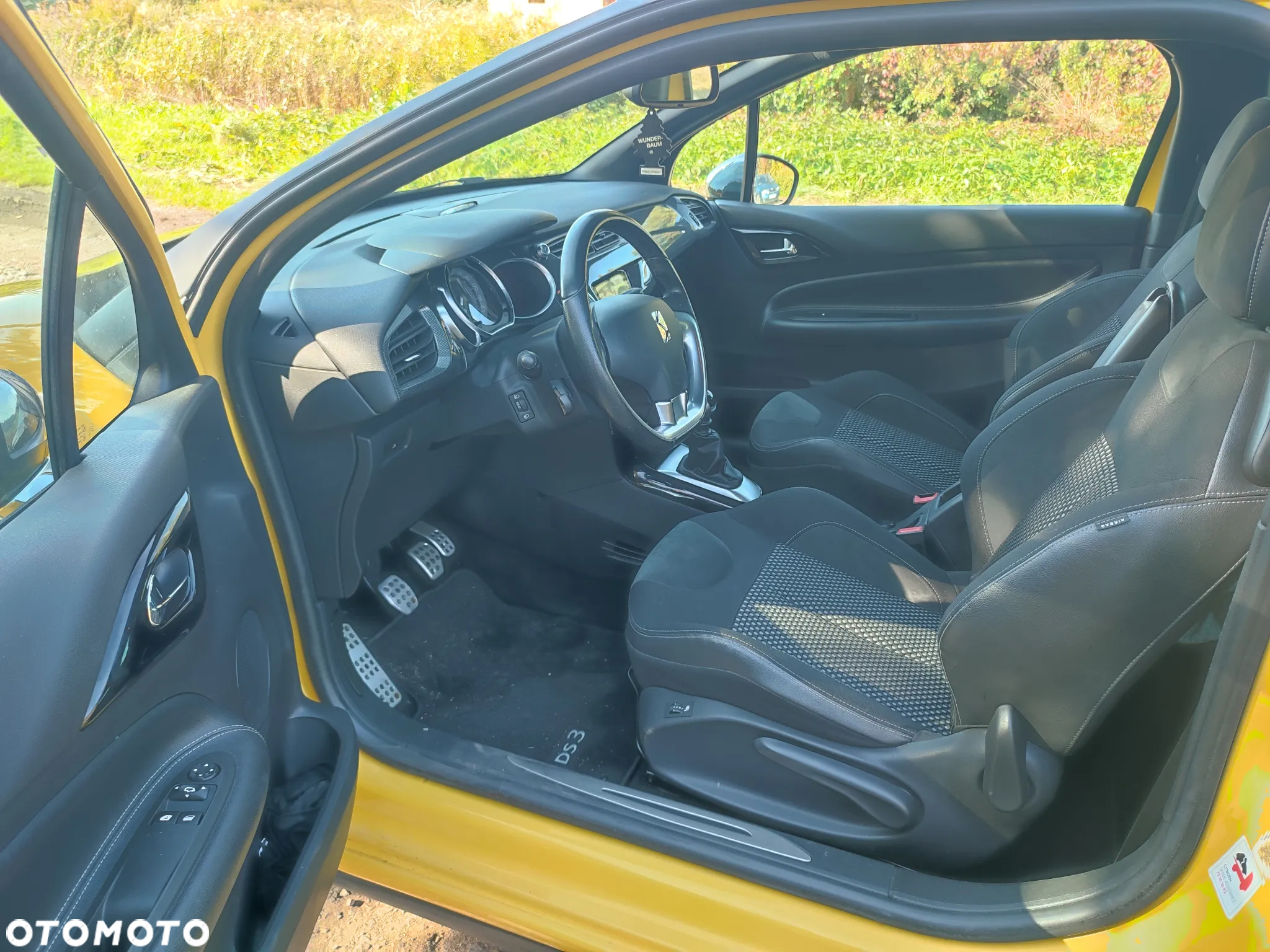 Citroën DS3 1.6 THP SportChic S&S - 13