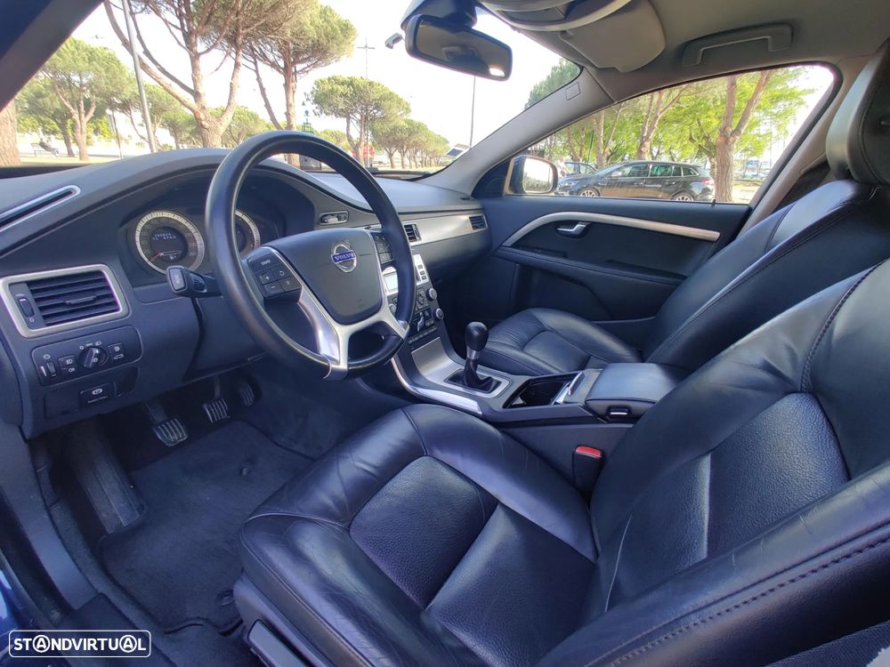 Volvo V70 2.0 D3 Momentum Start/Stop - 22