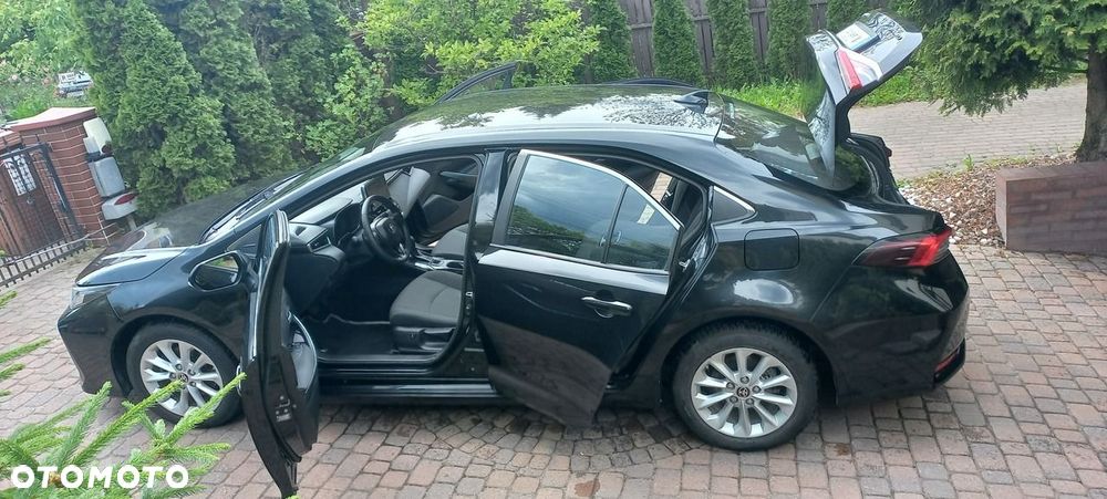 Toyota Corolla 1.8 Hybrid Comfort - 22