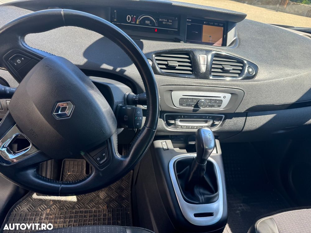 Renault Scenic - 11