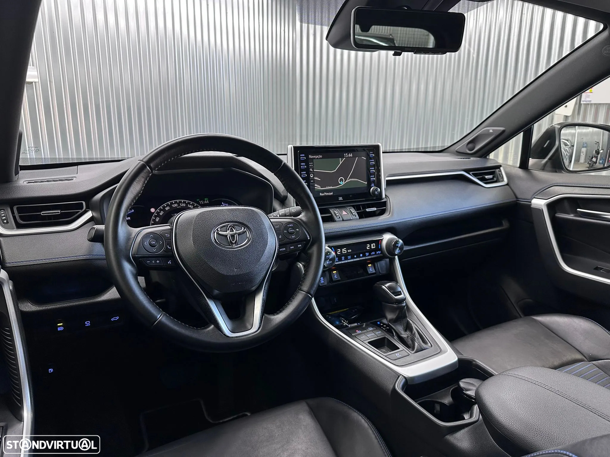 Toyota RAV4 2.5 HDF Lounge - 28