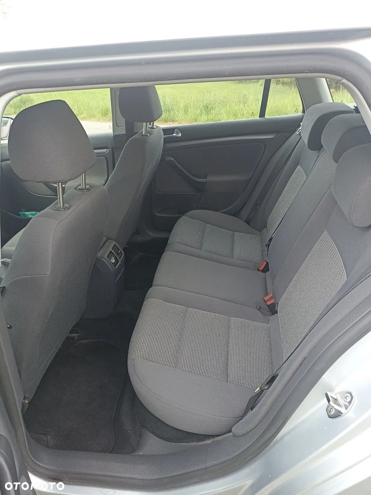Volkswagen Golf 1.9 TDI DPF Trendline - 9