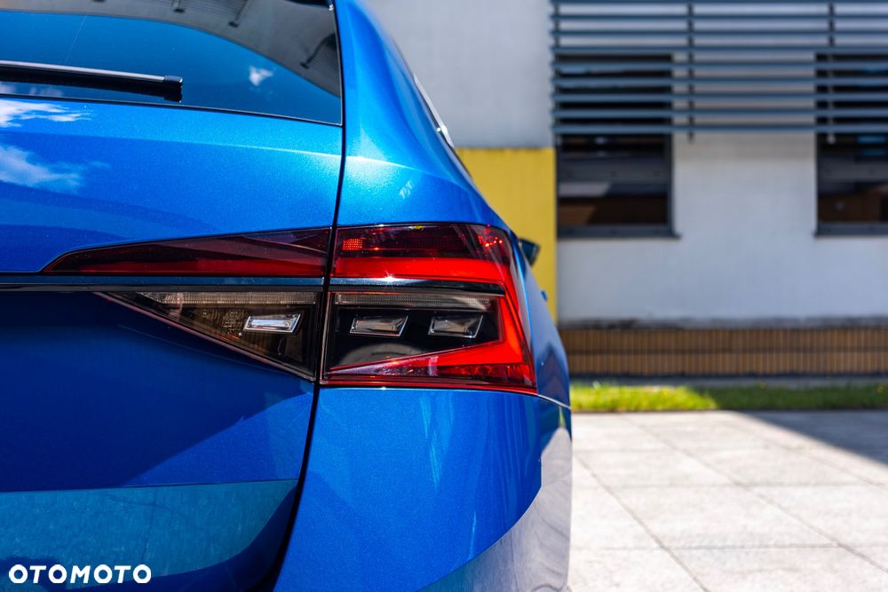 Skoda Superb 2.0 TDI SCR Style DSG - 13