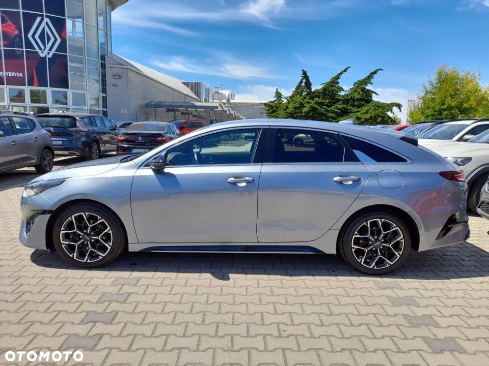 Kia ProCeed - 7