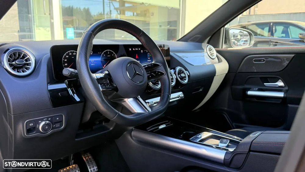 Mercedes-Benz GLA 200 d AMG Line - 12