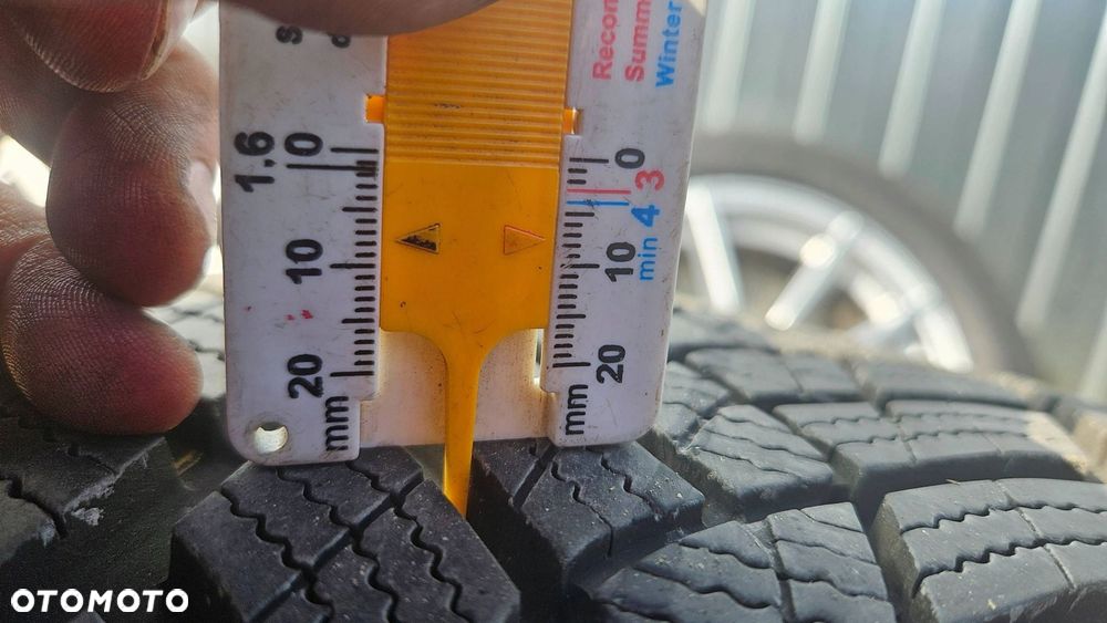 felgi bmw g20 7.5x17" et30 opony goodyear 225/50 r17 2023 rok 7.5mm - 13