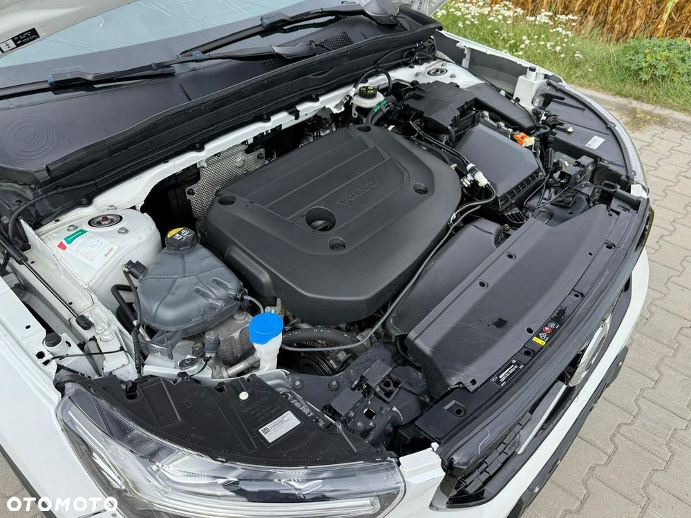 Volvo XC 40 B4 B AWD DKG RDesign - 7