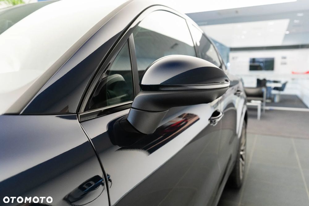 Porsche Cayenne Platinum Edition - 9