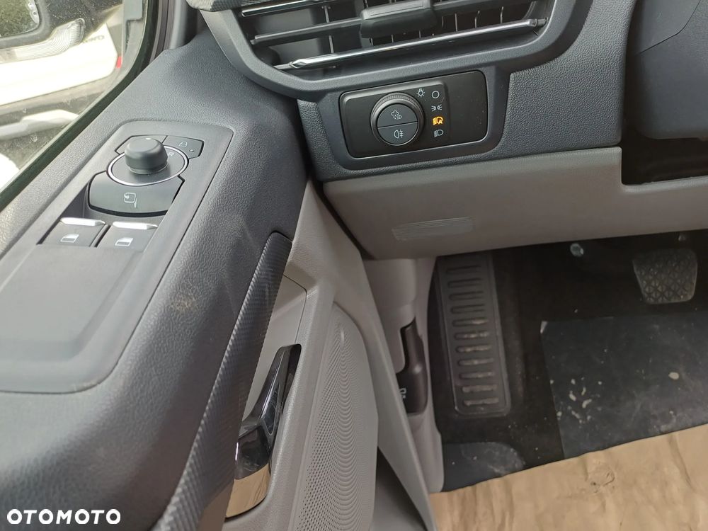 Ford Transit ver-kombi-320-l2h1-awd-limited-m1 - 26
