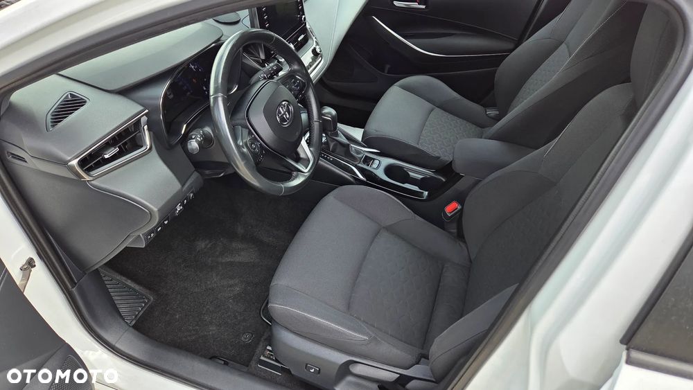 Toyota Corolla 1.8 Hybrid Comfort - 8