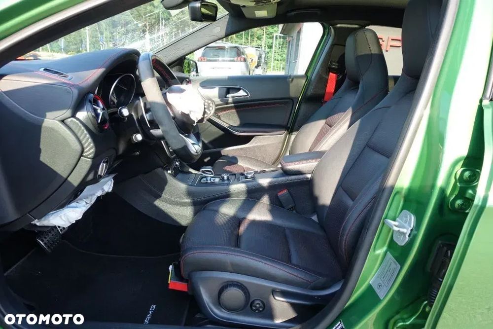 Mercedes-Benz Klasa A AMG 45 4-Matic - 18