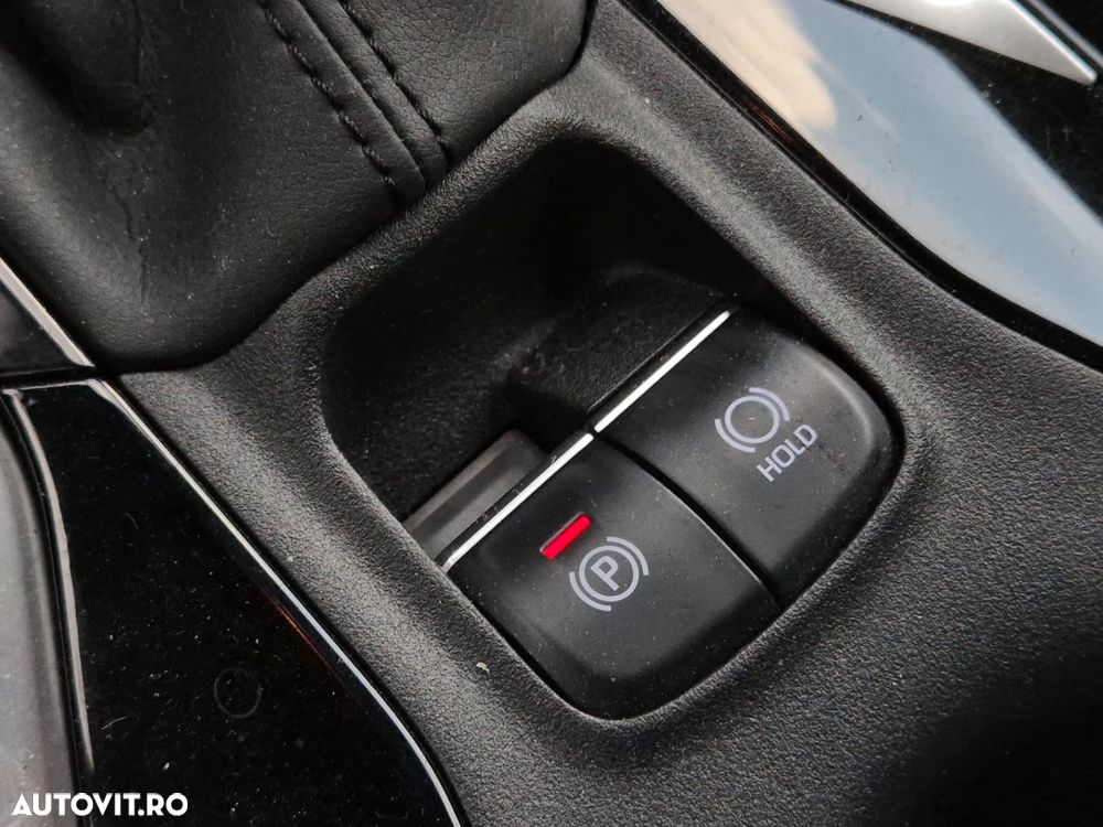 Toyota Corolla - 28