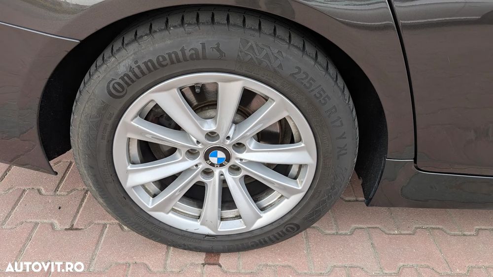 BMW Seria 5 520d AT - 12