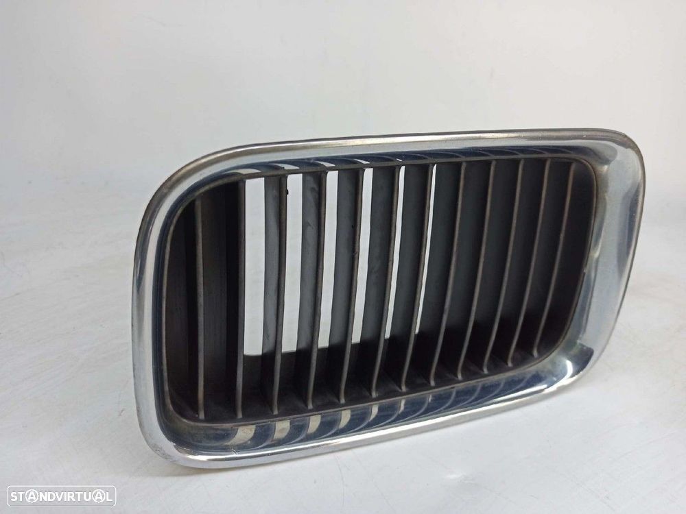 GRELHA DA FRENTE BMW SERIE 3 COMPACTO (E36) 316I - 8
