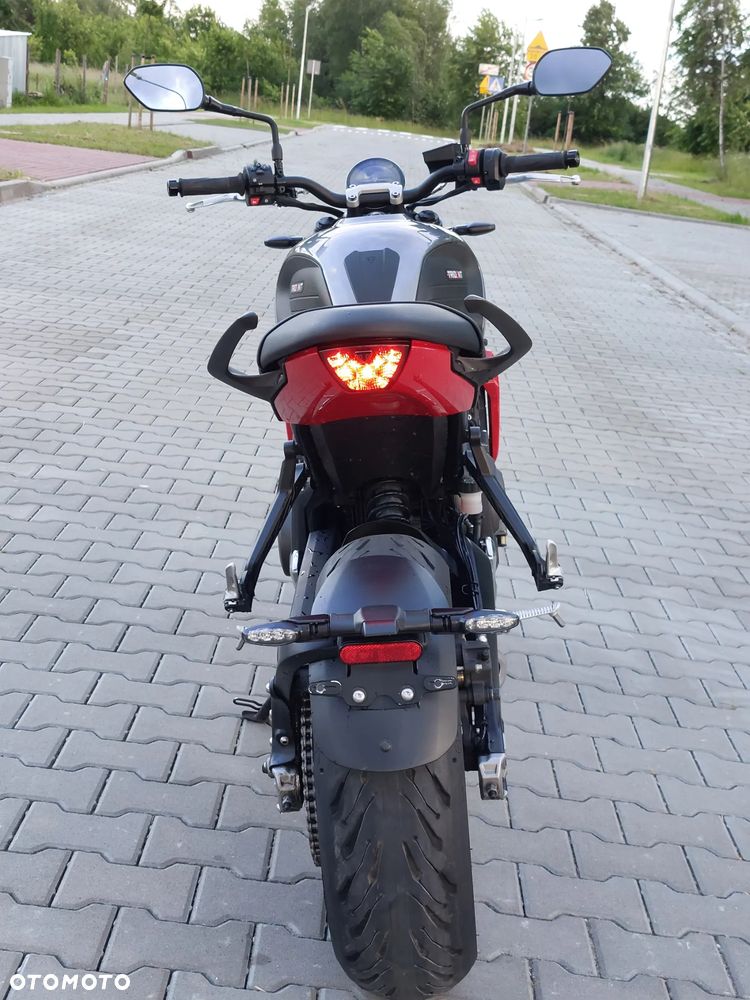 Triumph Trident - 15