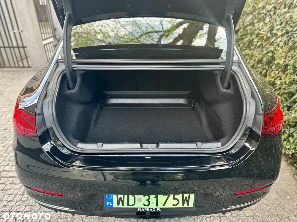 Mercedes-Benz EQE 350+ AMG Line - 15