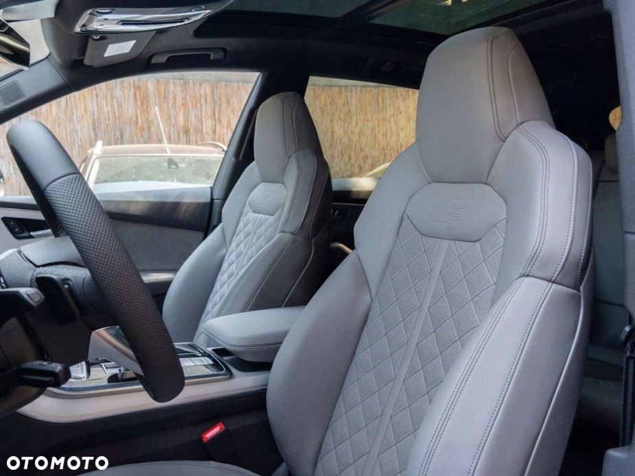 Audi Q8 50 TDI mHEV Quattro Tiptronic - 7