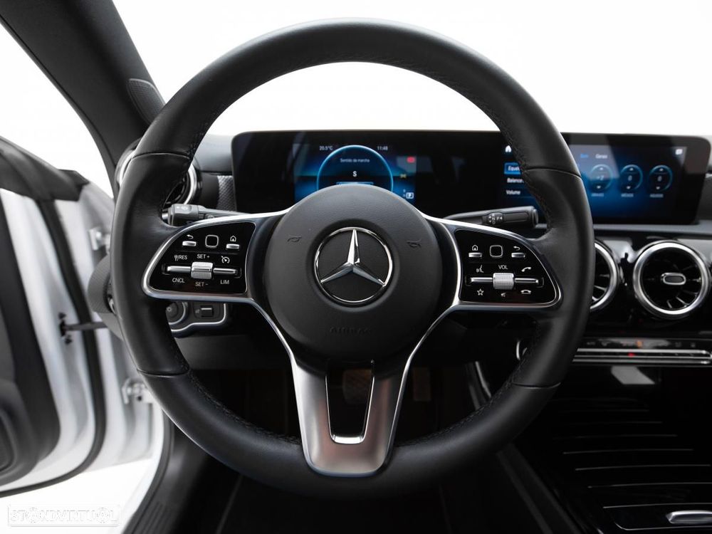 Mercedes-Benz CLA 250 e Shooting Brake Progressive - 19