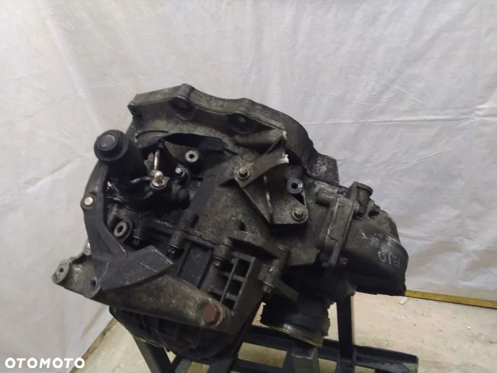 Skrzynia biegów Opel Astra J 1.7 cdti A17DTR - 4