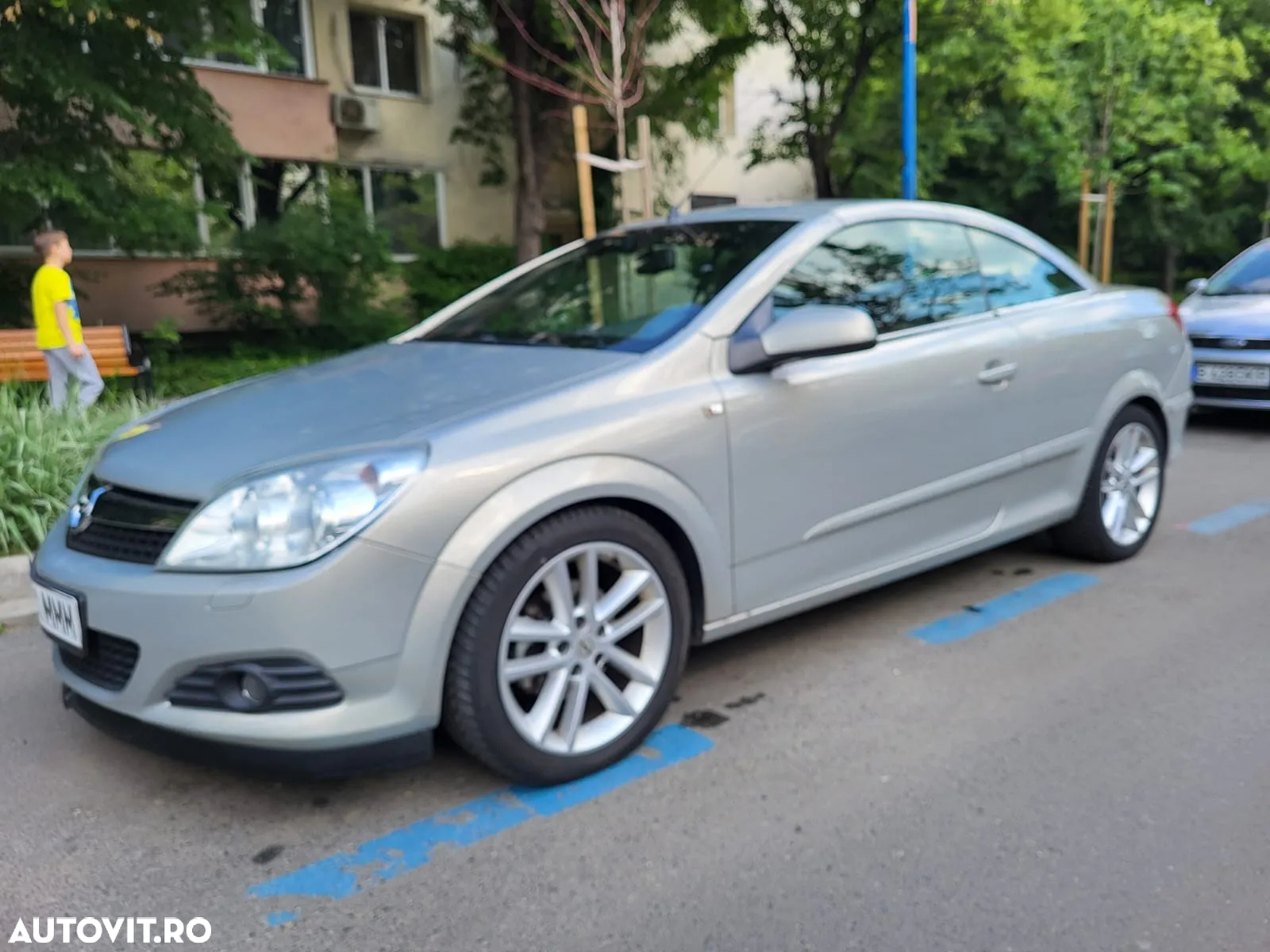Opel Astra Twintop 1.8i Aut. Cosmo - 7