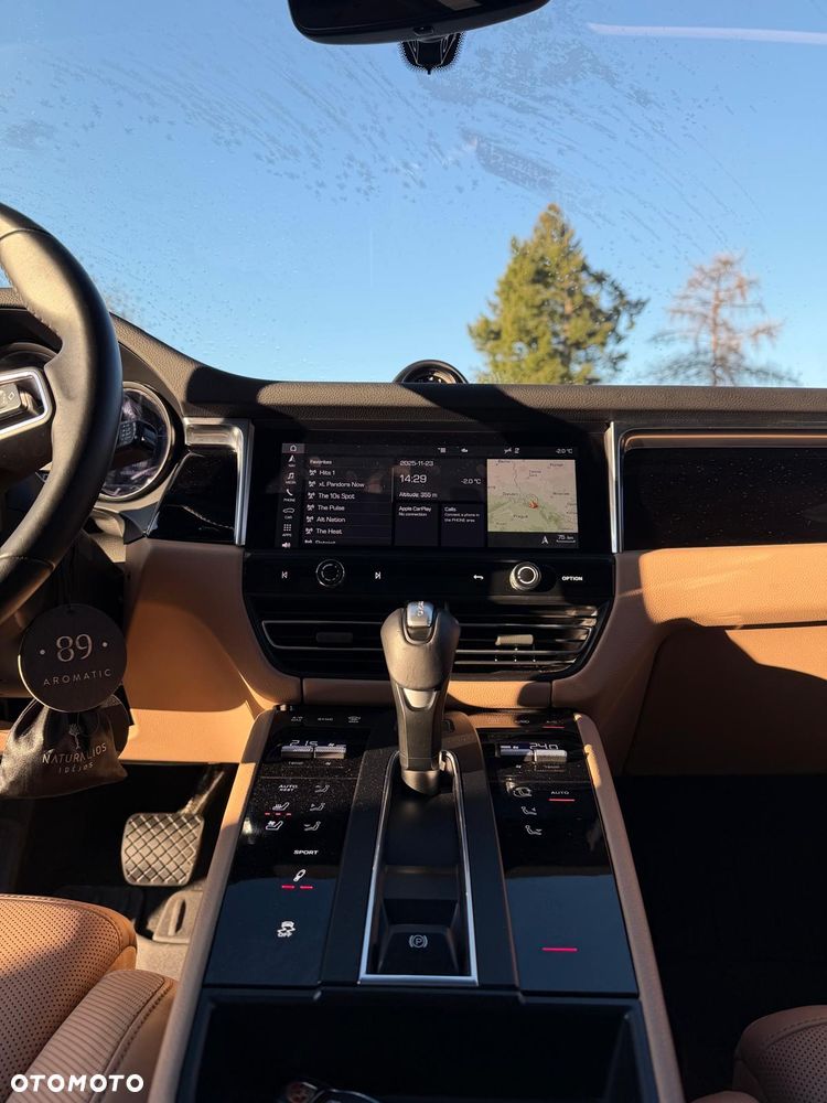 Porsche Macan S - 22