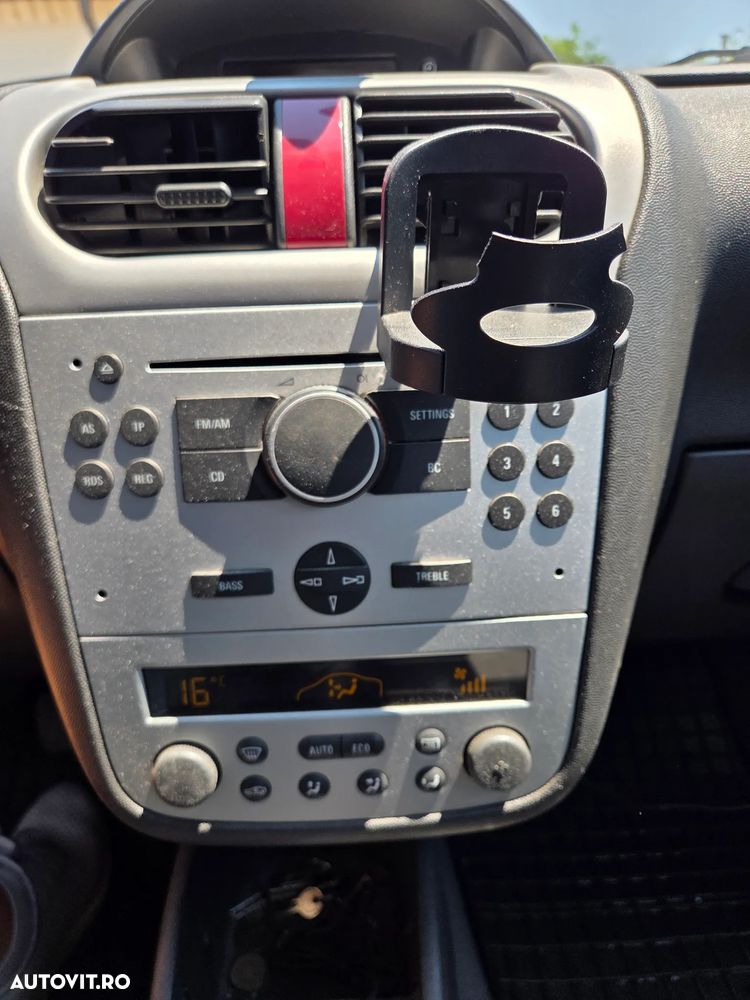 Opel Corsa 1.2i Cosmo - 7