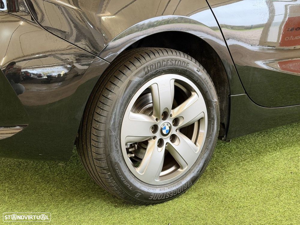 BMW 116 d Auto - 17