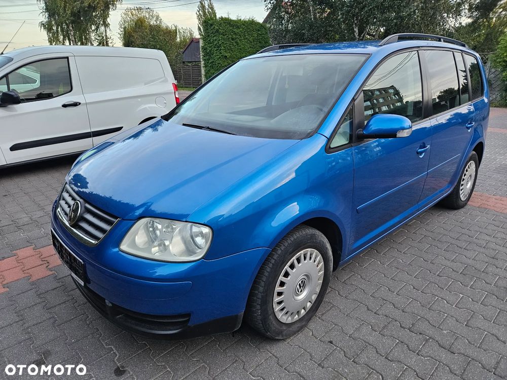 Volkswagen Touran - 21