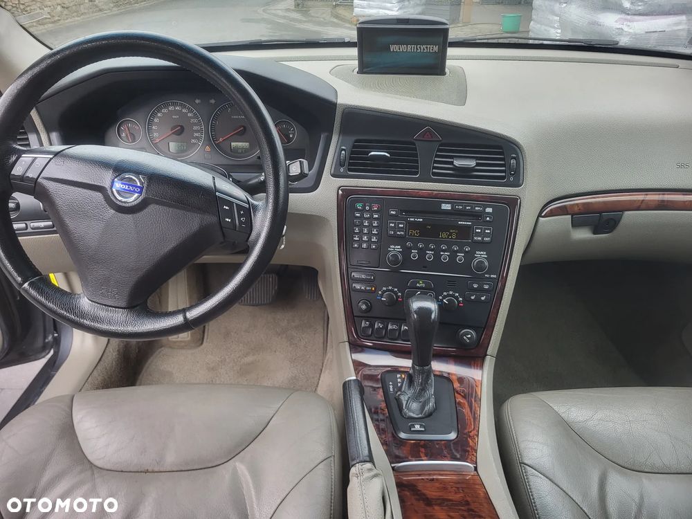 Volvo S60 D5 Summum - 12
