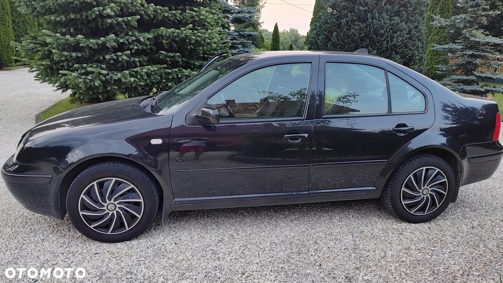 Volkswagen Bora Variant 1.6 - 2