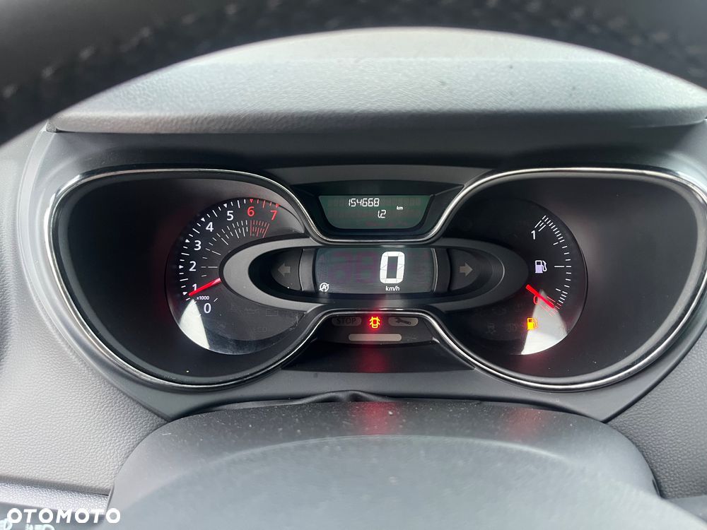 Renault Captur - 17