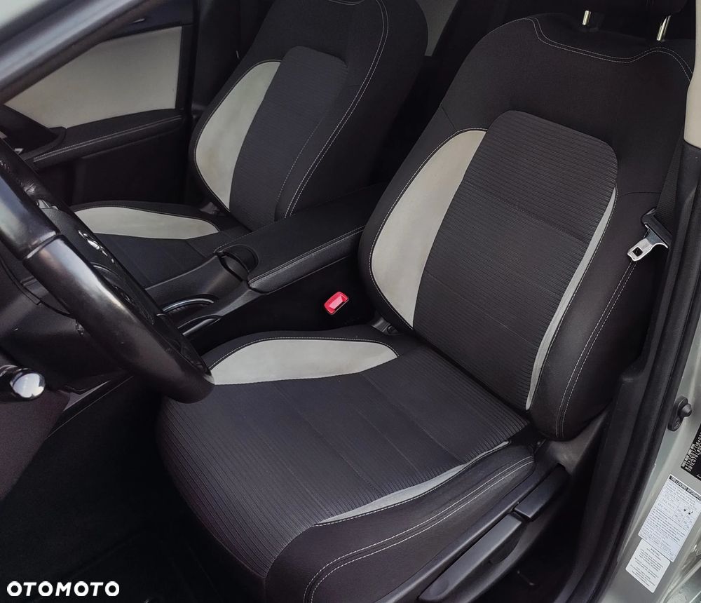 Toyota Avensis Touring Sports 1.8 Multidrive S Executive - 9