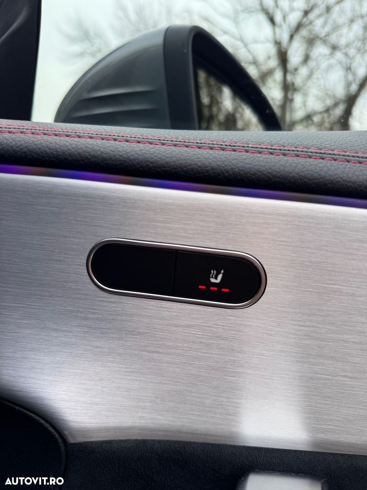 Mercedes-Benz CLA 180 7G-DCT AMG Line - 14